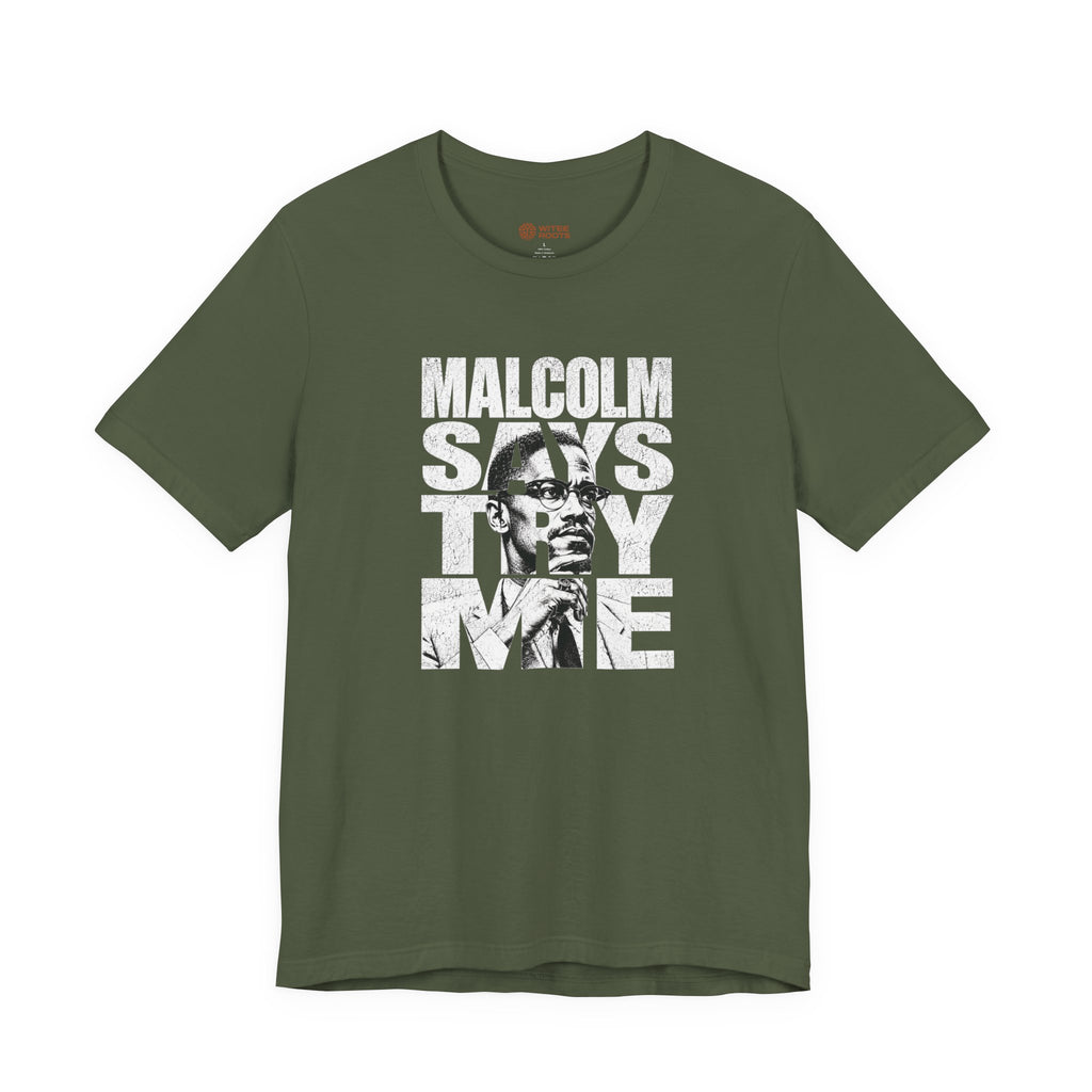 Green t-shirt with graphic of leopards and 'Solvaje' branding on a white background