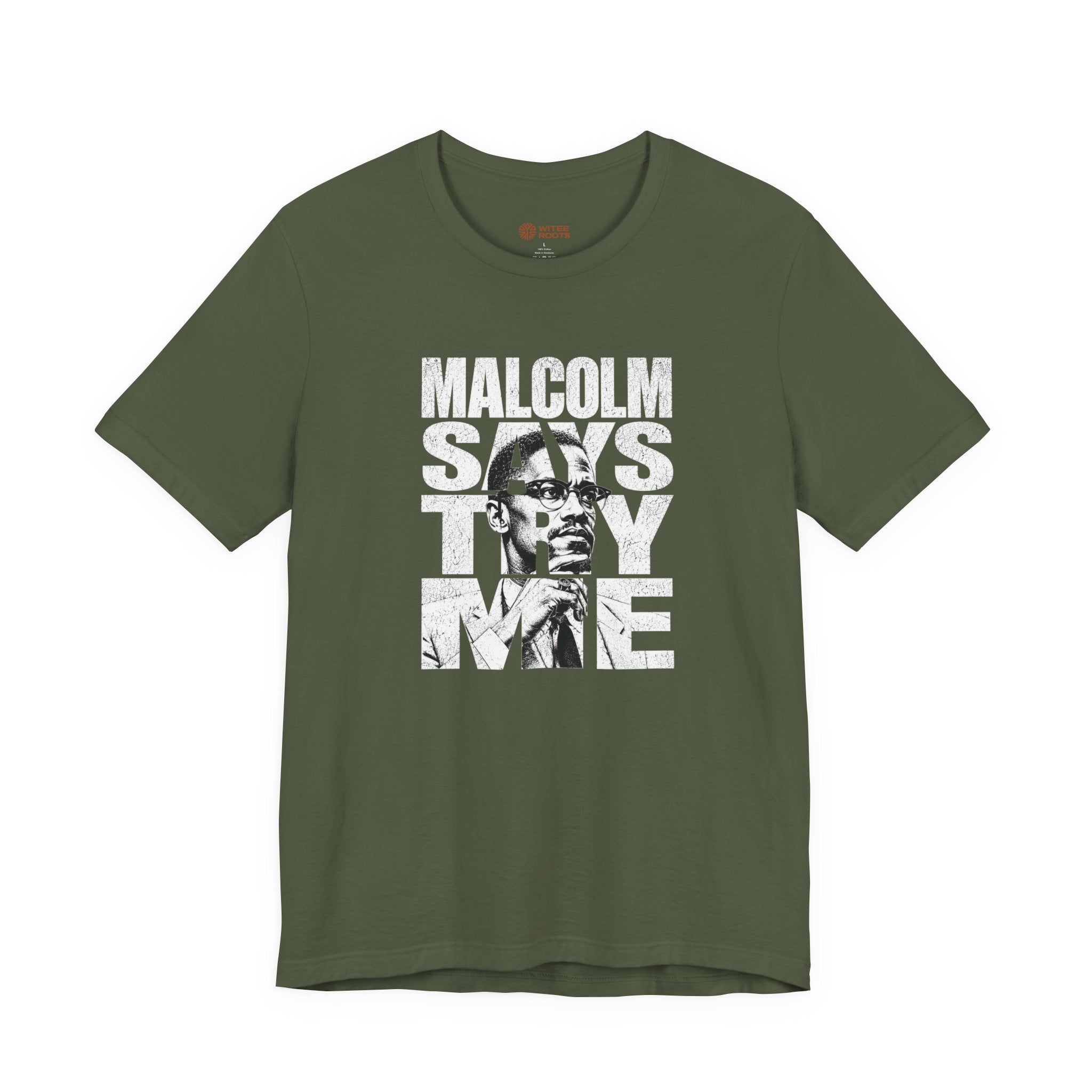 Green t-shirt with graphic of leopards and 'Solvaje' branding on a white background